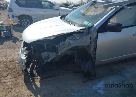 2015 Nissan Rogue Select S из США, поврежденный, VIN JN8AS5MVXFW254634